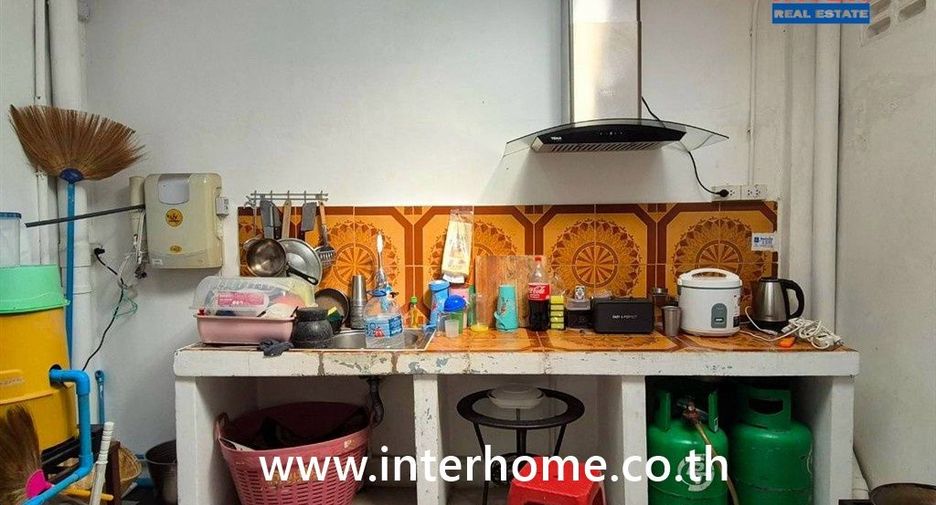 Gewerbefläche zum Kauf mit 2 Zimmer in Bang Bua Thong, Nonthaburi