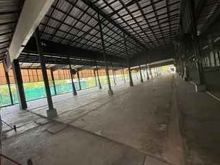 Terreno en alquiler en Min Buri, Bangkok