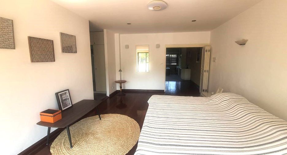 For rent 3 ベッドルーム condo in Khlong Toei, Bangkok