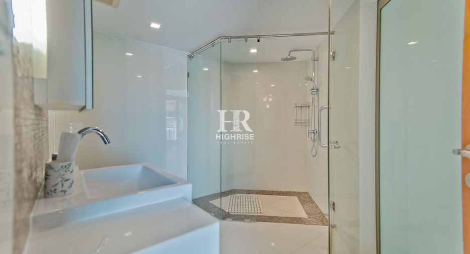 À vendre 3 chambres condo à Bang Lamung, Chonburi