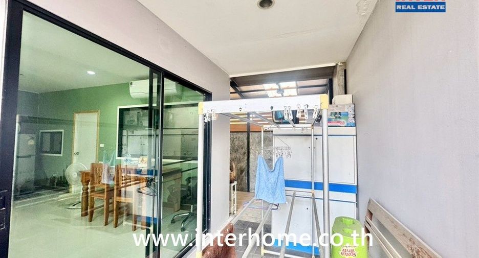 For sale 3 bedrooms house in Sam Phran, Nakhon Pathom