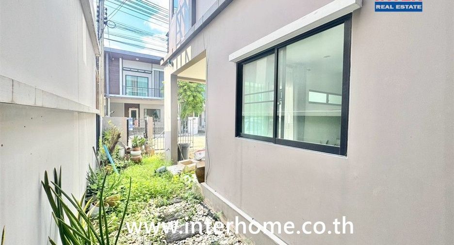 For sale 3 bedrooms house in Sam Phran, Nakhon Pathom