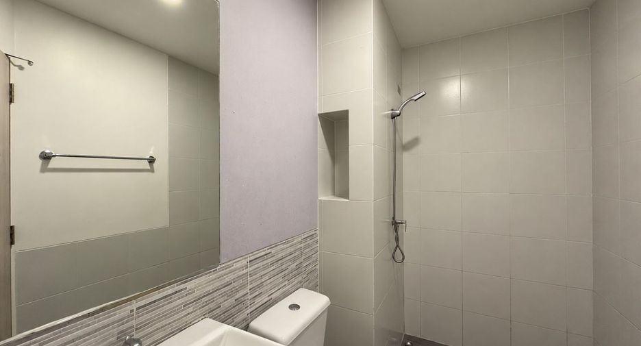 For sale 1 Beds condo in Bang Bo, Samut Prakan