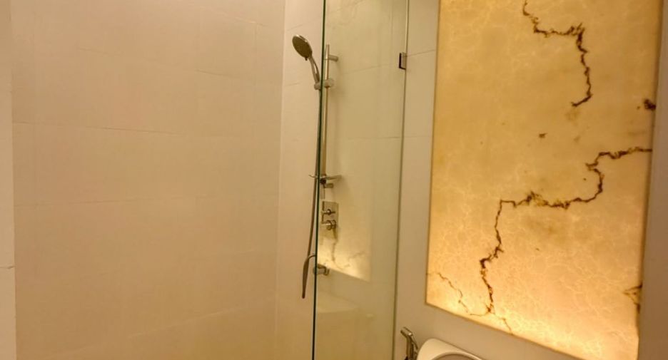 For rent 2 bedrooms condo in Jomtien, Pattaya