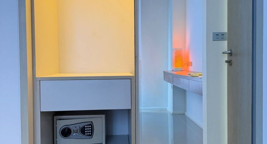 For rent 2 bedrooms condo in Jomtien, Pattaya