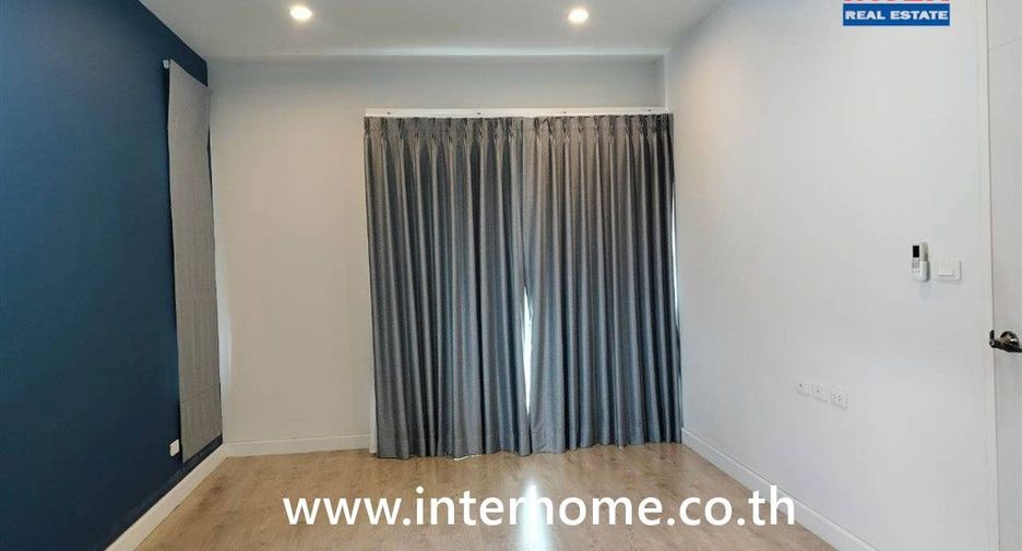For sale 4 bedrooms house in Lam Luk Ka, Pathum Thani