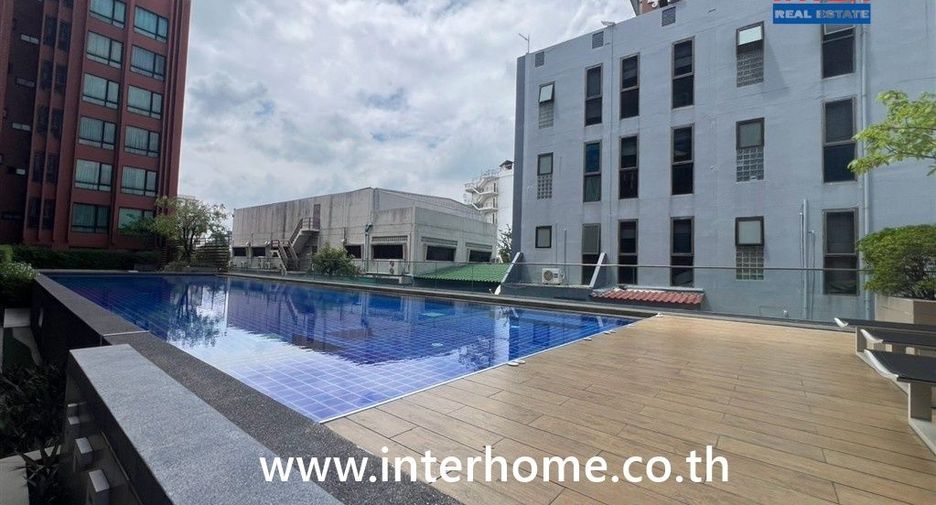 À vendre 2 chambres condo à Bang Khen, Bangkok