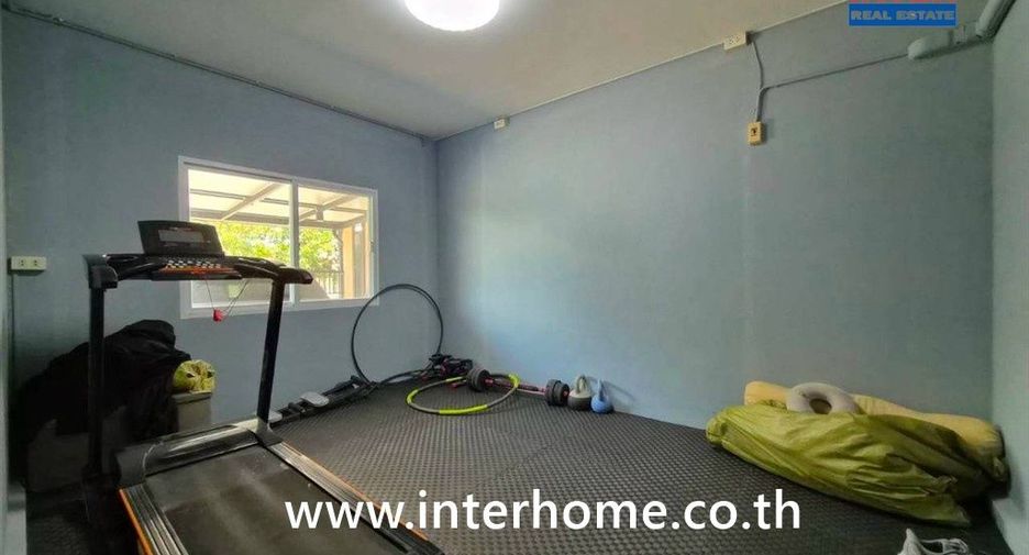 Casa en venta de 3 habitaciones en Phra Samut Chedi, Samut Prakan