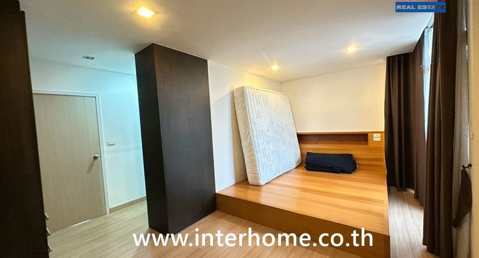 Reihenhaus zum Kauf mit 3 Zimmer in Pak Kret, Nonthaburi