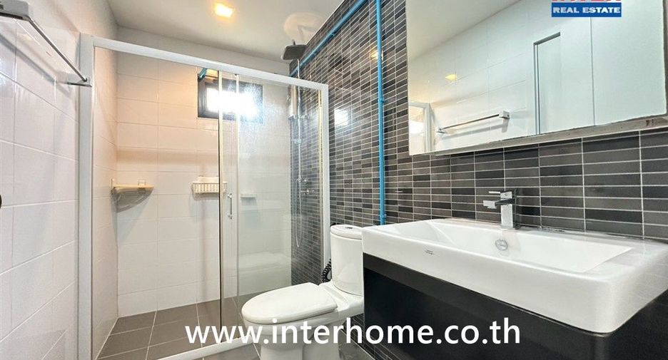 Reihenhaus zum Kauf mit 3 Zimmer in Pak Kret, Nonthaburi