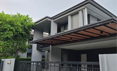 ให้เช่า 4 ห้องนอน บ้านเดี่ยว ใน บางกะปิ, กรุงเทพฯ