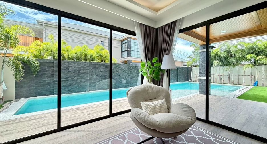 For sale 5 bedrooms house in Bang Lamung, Chonburi