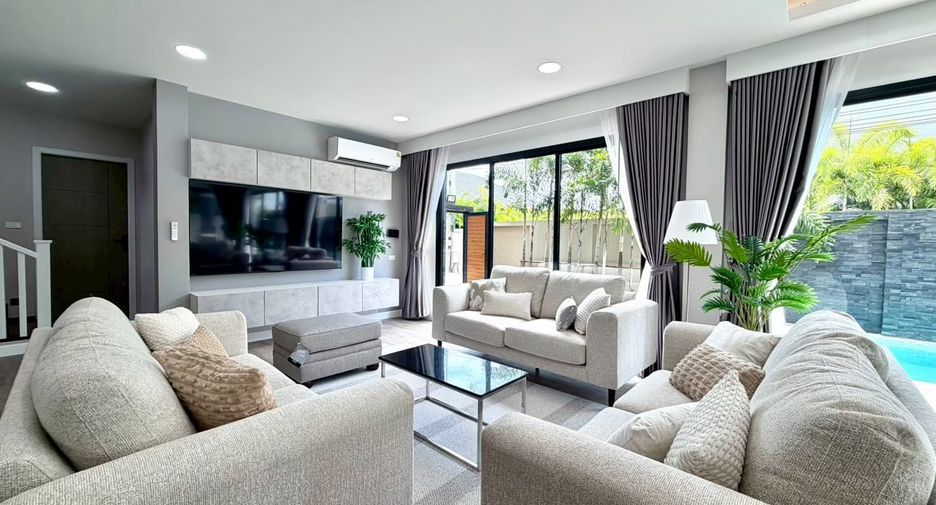 For sale 5 bedrooms house in Bang Lamung, Chonburi