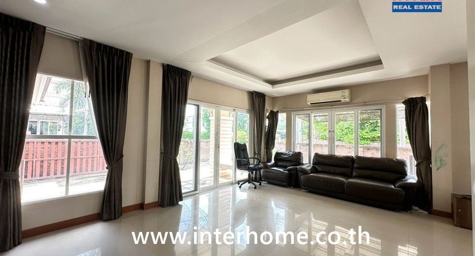 Casa en venta de 3 habitaciones en Pak Kret, Nonthaburi
