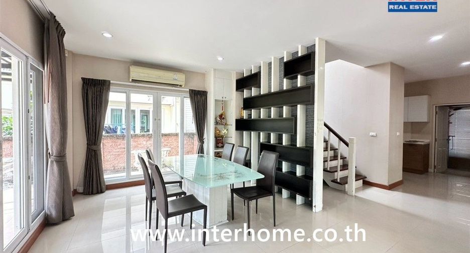 Casa en venta de 3 habitaciones en Pak Kret, Nonthaburi