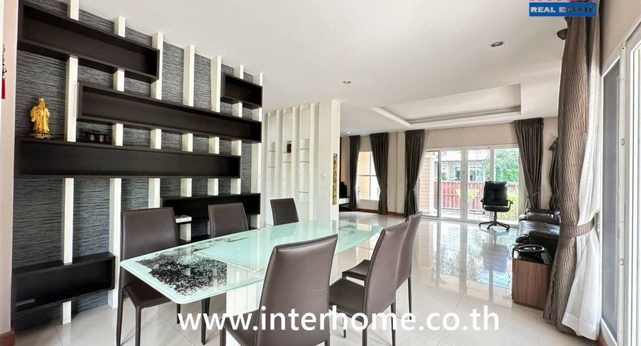 Casa en venta de 3 habitaciones en Pak Kret, Nonthaburi