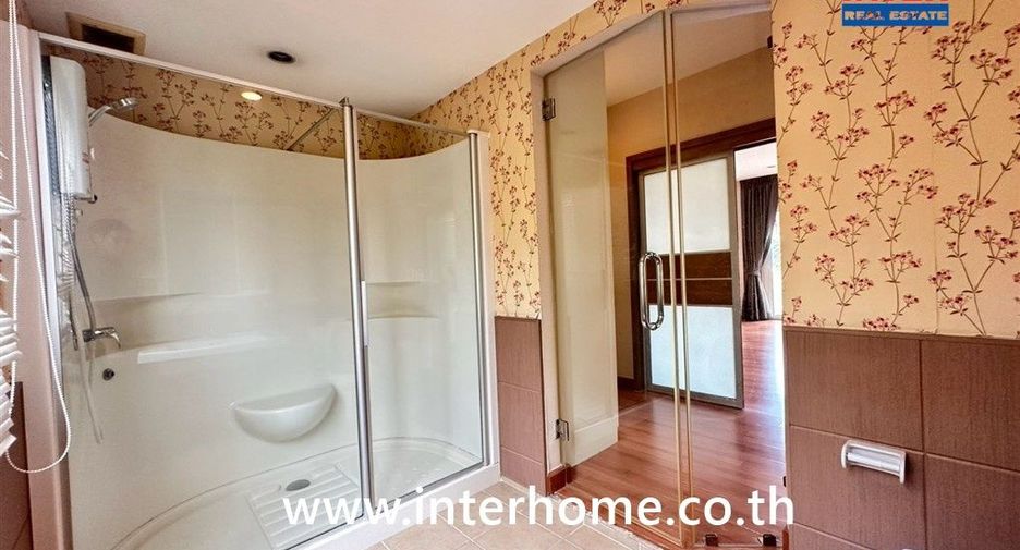 Casa en venta de 3 habitaciones en Pak Kret, Nonthaburi