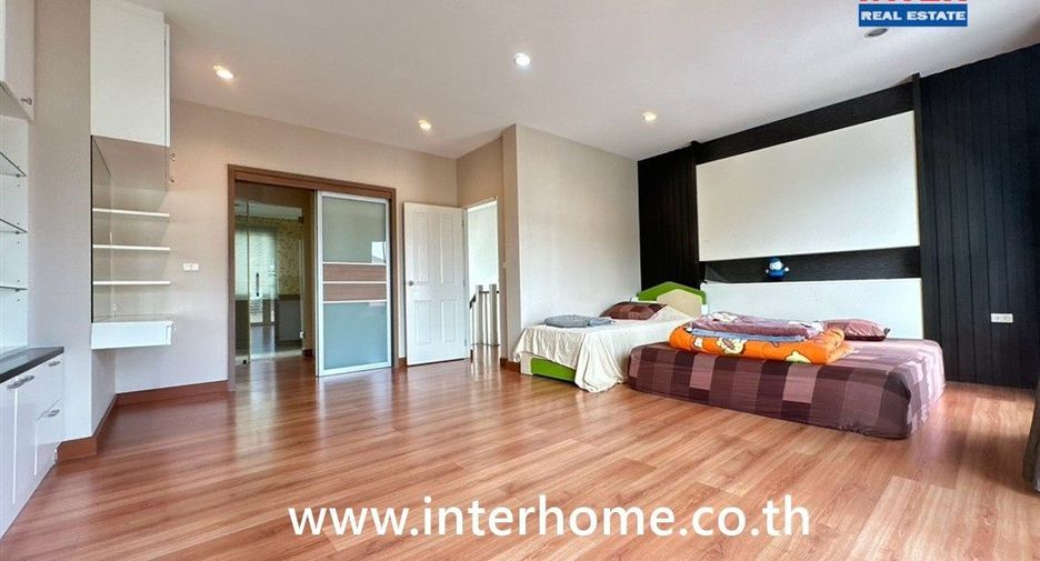 Casa en venta de 3 habitaciones en Pak Kret, Nonthaburi
