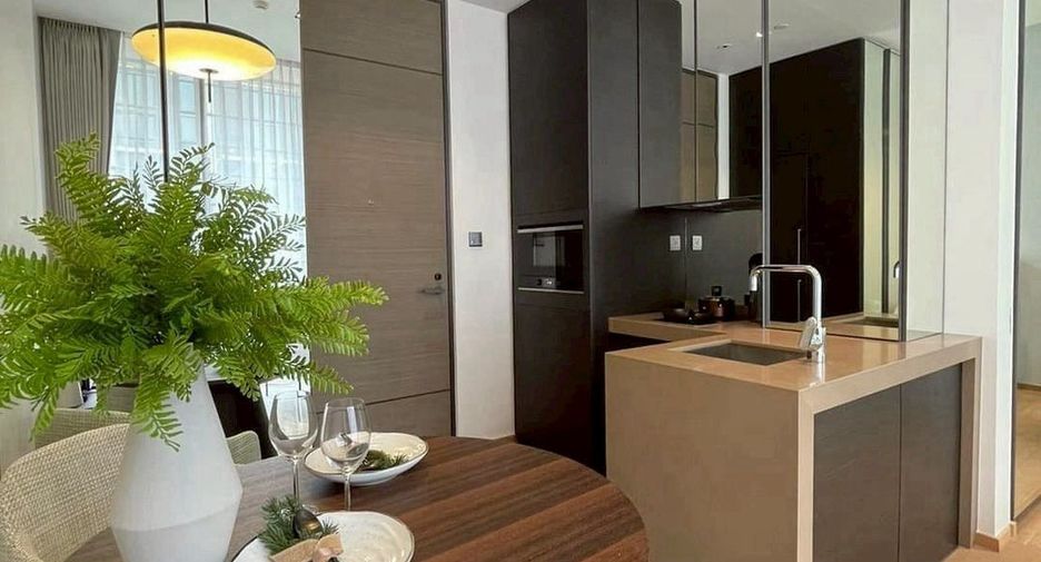 For sale 1 bed condo in Pathum Wan, Bangkok