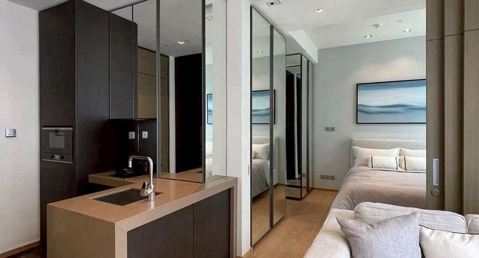 For sale 1 bed condo in Pathum Wan, Bangkok