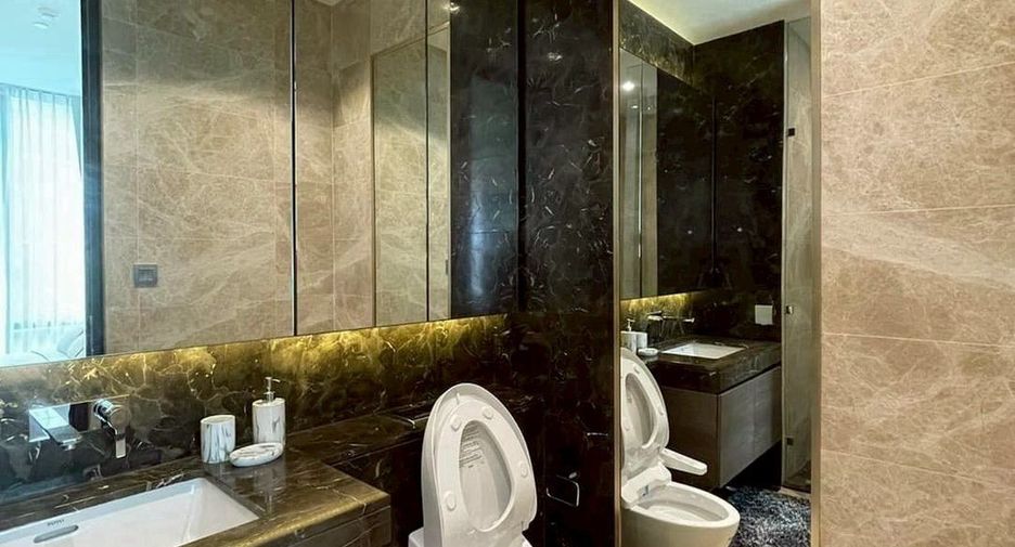For sale 1 bed condo in Pathum Wan, Bangkok