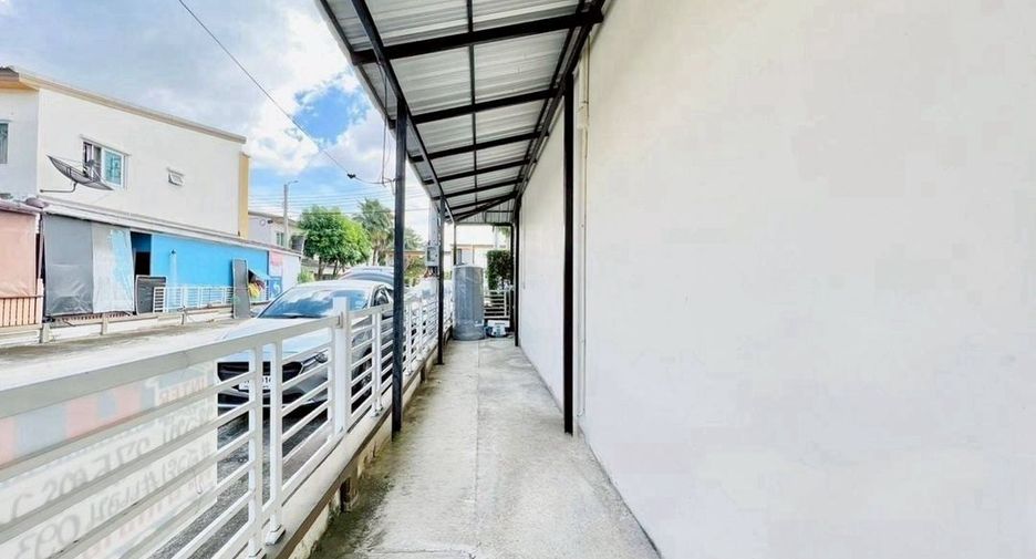 出租 4 卧室 独立屋 在 Saphan Sung, 曼谷