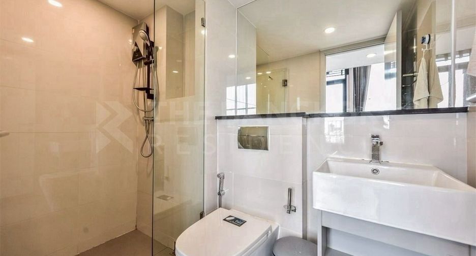 Condo en alquiler de 1 habitaciones en Sathon, Bangkok