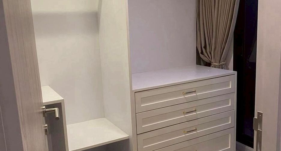 Condo en alquiler de 2 habitaciones en Sathon, Bangkok