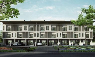 Casa en alquiler y en venta de 3 habitaciones en Saphan Sung, Bangkok