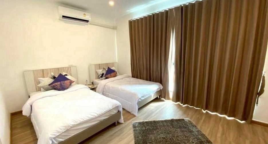 Casa en alquiler y en venta de 3 habitaciones en Saphan Sung, Bangkok