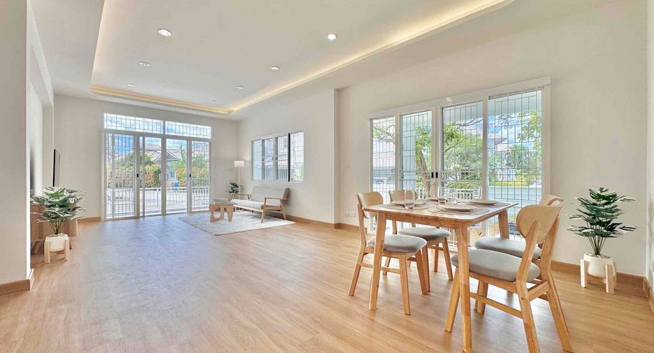 Casa en venta de 4 habitaciones en Mueang Khon Kaen, Khon Kaen