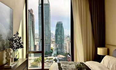 À louer 2 chambres condo à Pathum Wan, Bangkok