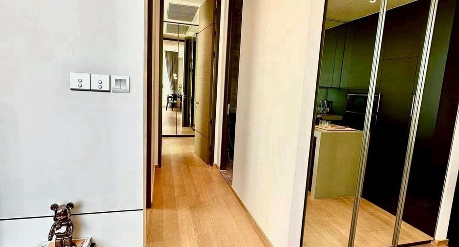 À louer 2 chambres condo à Pathum Wan, Bangkok