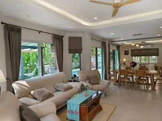 出租 4 卧室 独立屋 在 Hang Dong, Chiang Mai