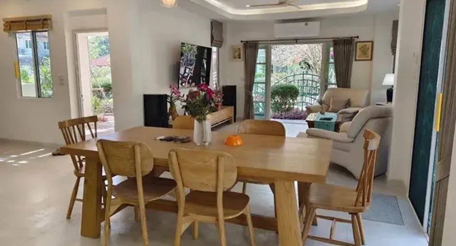 出租 4 卧室 独立屋 在 Hang Dong, Chiang Mai