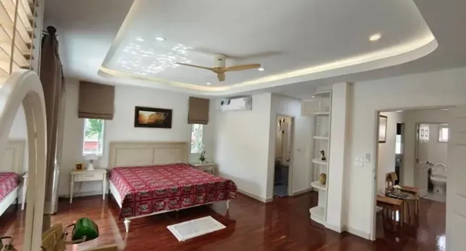 出租 4 卧室 独立屋 在 Hang Dong, Chiang Mai
