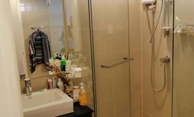 For rent そして for sale 2 ベッドルーム condo in Huai Khwang, Bangkok