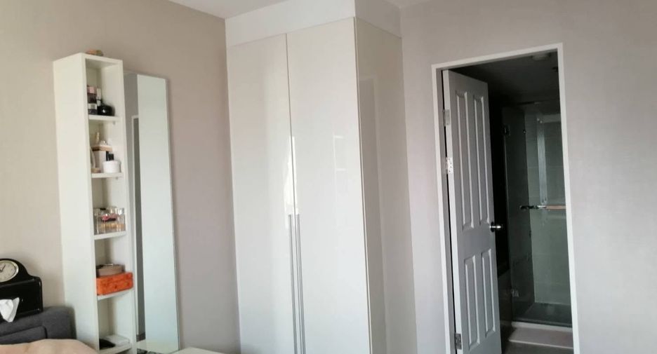 For rent そして for sale 2 ベッドルーム condo in Huai Khwang, Bangkok