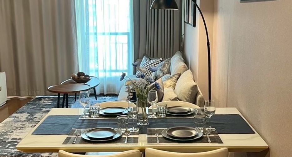 For rent 2 bedrooms condo in Pathum Wan, Bangkok