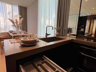 À louer 2 chambres condo à Pathum Wan, Bangkok