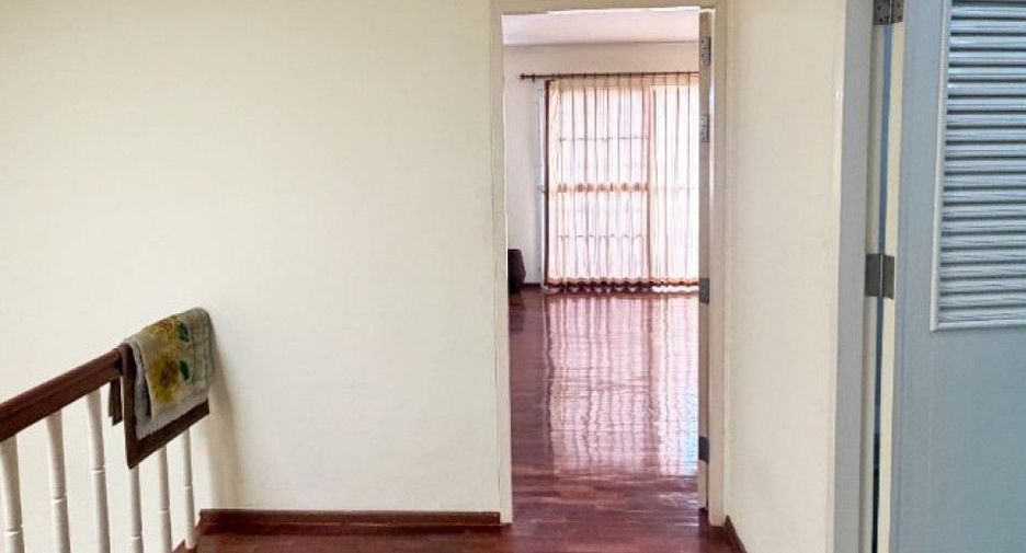 出售 4 卧室 联排别墅 在 Mueang Nonthaburi, Nonthaburi