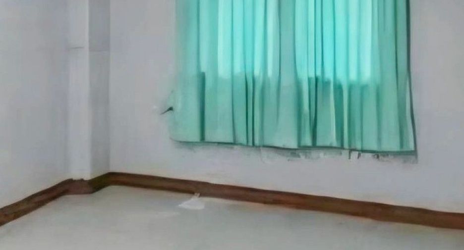 出售 2 卧室 联排别墅 在 Mueang Nakhon Si Thammarat, Nakhon Si Thammarat