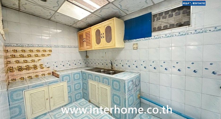 For sale 2 ベッドルーム townhouse in Bang Bo, Samut Prakan