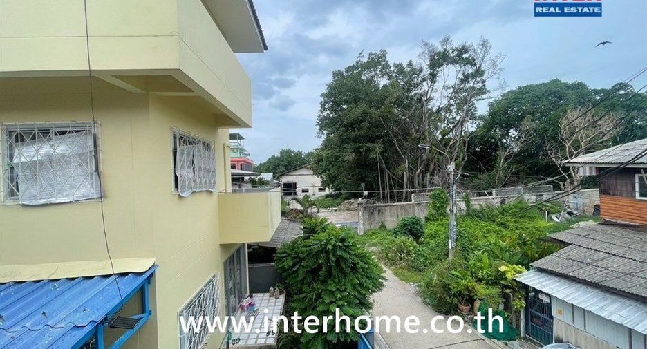 For sale 10 ベッドルーム apartment in Phra Pradaeng, Samut Prakan