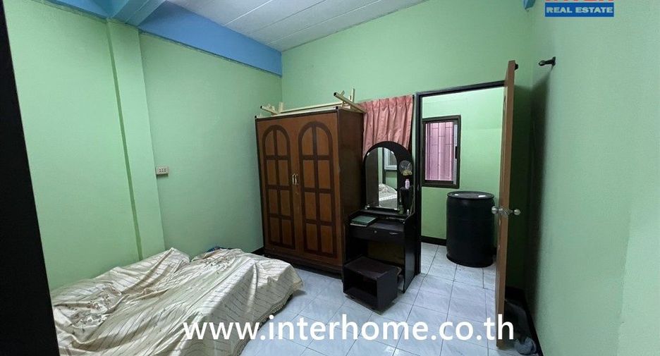 For sale 10 ベッドルーム apartment in Phra Pradaeng, Samut Prakan