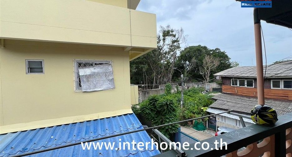 For sale 10 ベッドルーム apartment in Phra Pradaeng, Samut Prakan