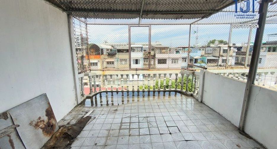 For sale 2 ベッドルーム retail Space in Chom Thong, Bangkok