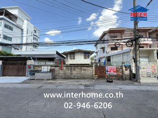 出售 土地 在 Bang Khae, 曼谷
