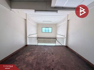 出售 2 卧室 商业空间 在 Si Racha, Chon Buri