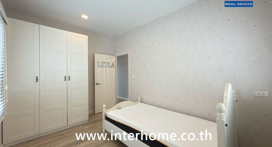 For sale 4 bedrooms house in Chom Thong, Bangkok